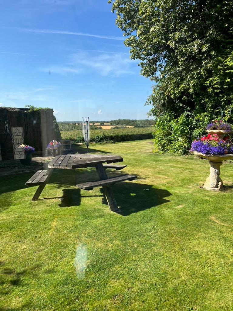 Rolandscroft Guest House Pontefract Kültér fotó